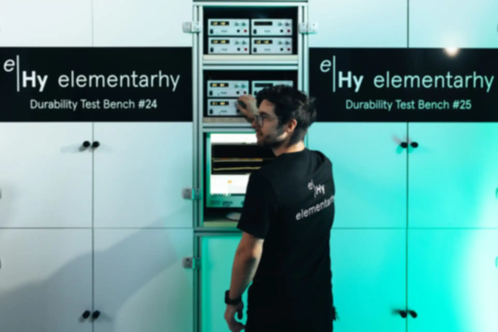 Arbeit an der elementarhy Durability Test Bench
