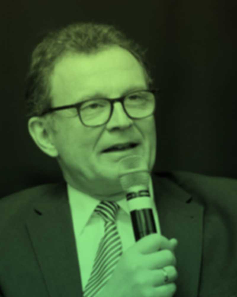 Manfred Schubert-Zsilavecz